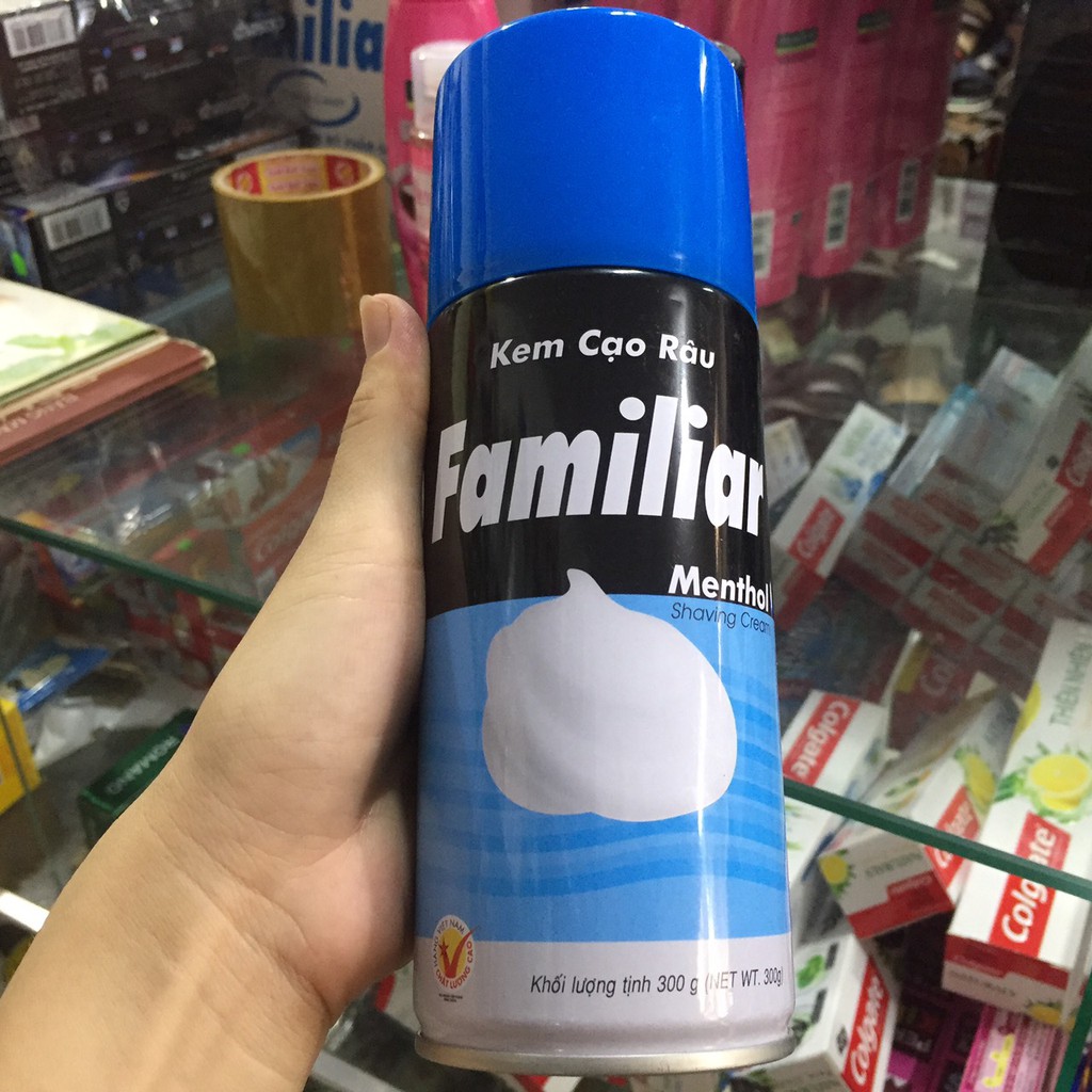 Kem (bọt) cạo râu Familiar Menthol 300g có 2 màu