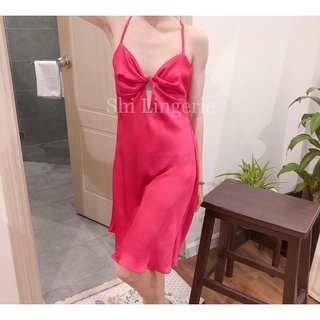 Váy lụa dáng nơ ngực