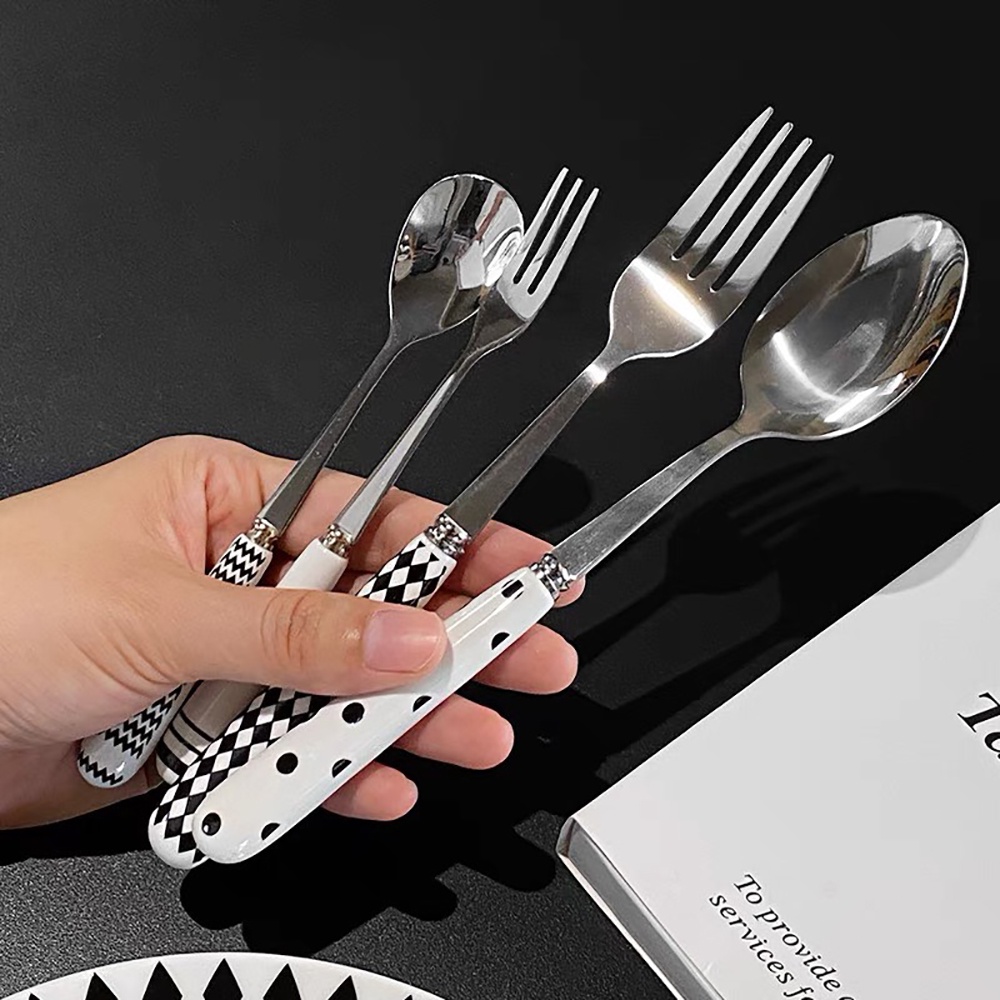 Bát đĩa sứ có tay cầm, bộ đồ bàn ăn trắng viền bạc phong cách Hàn Quốc - VS357