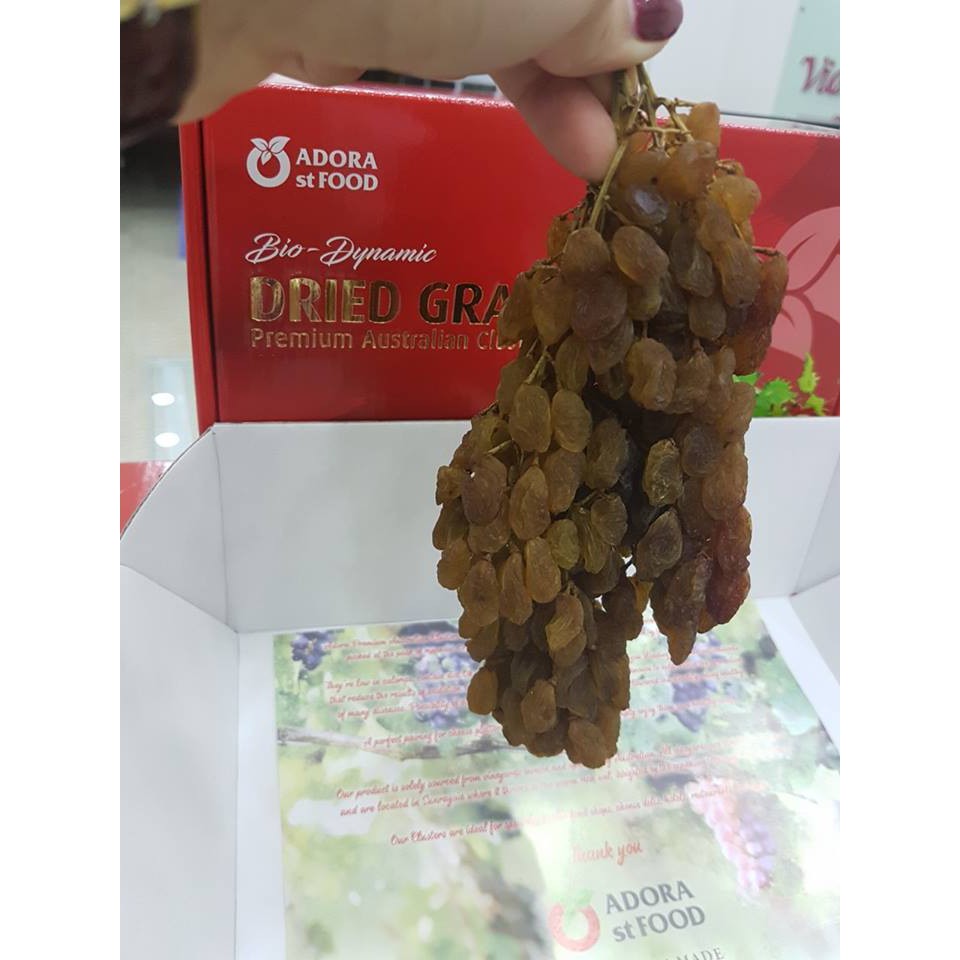 NHO KHÔ NGUYÊN CÀNH ADORA DRIED DRIED ÚC HỘP 1KG