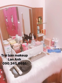 Thảm lông màu trắng