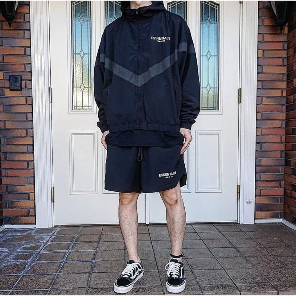 Jacket FEAR OF GOD ESSENTIAL (Reflective) - áo khoác dù Essentials FOG Phản Quang Phát Sáng Cực Đẹp