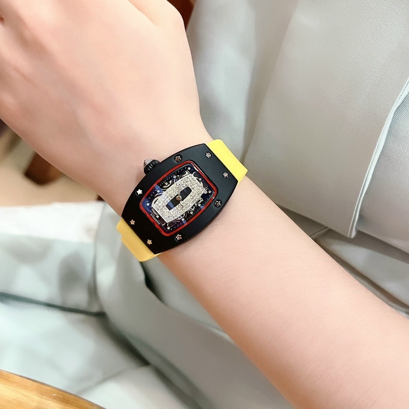 Đồng hồ nữ Dannilu phong cách thể thao size 38mm