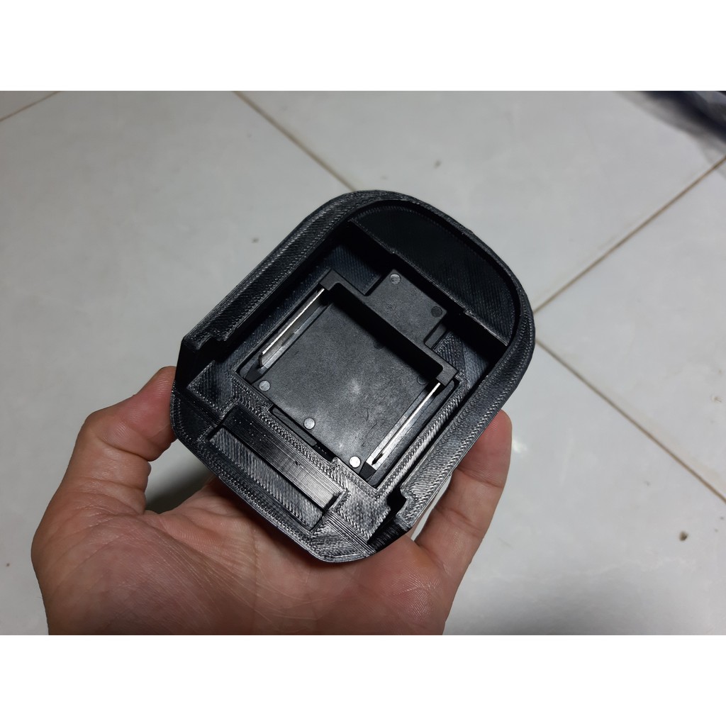 Sạc nhanh  điện thoại dùng pin makita 14.4 - 18v