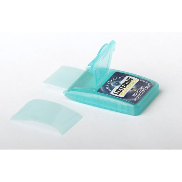 Vỉ 3 Miếng ngậm thơm miệng của Listerine xanh dương