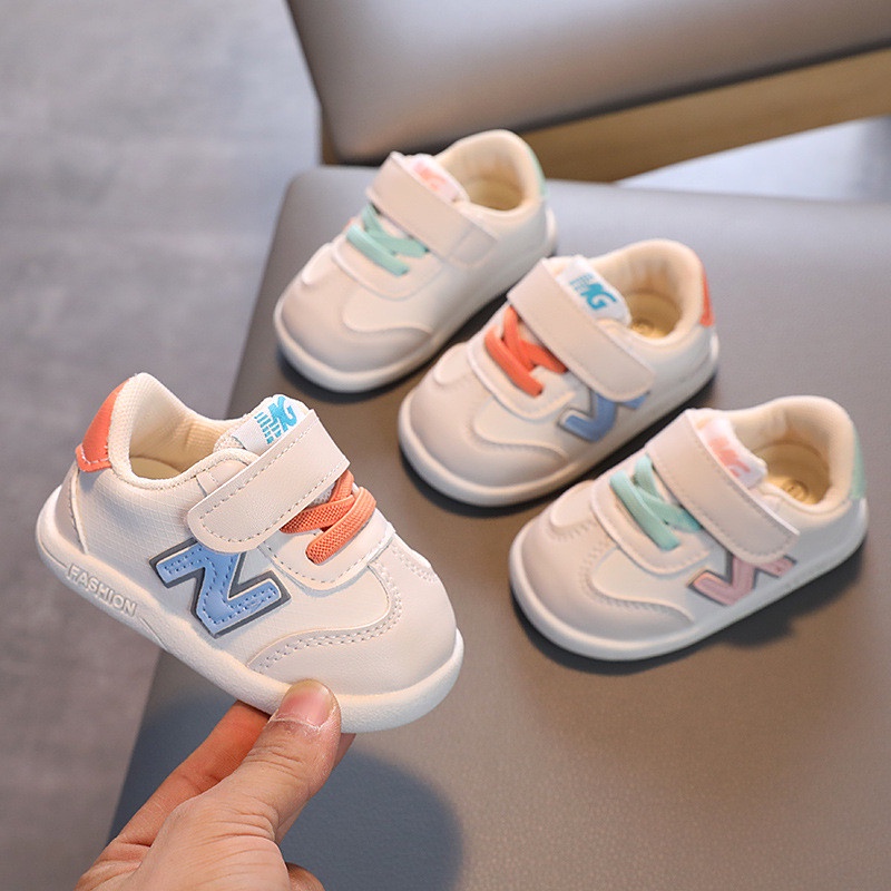 Giày thể thao tập đi cho bé trai bé gái siêu mềm siêu nhẹ sz 16-20