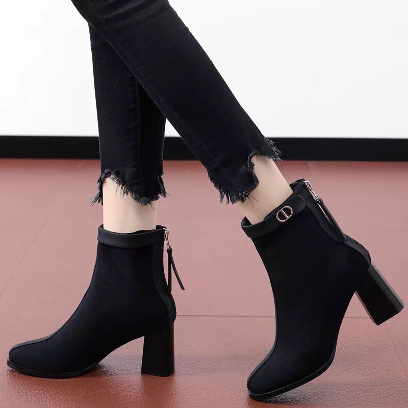 👠👢Boots C Di’o.r da lộn khoá silver sang chảnh  - Hàng ORDER QUẢNG CHÂU CAO CẤP.