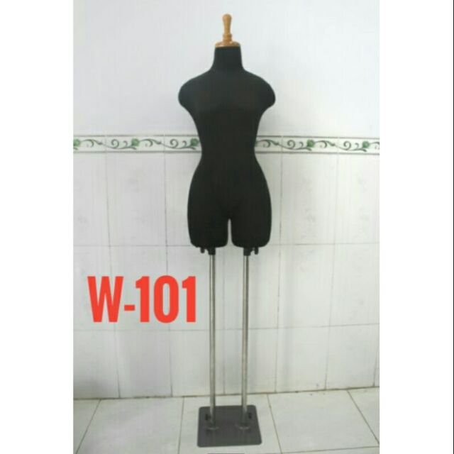 Manocanh nhung nữ đế sắt