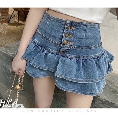 Chân váy jean xòe tầng lưng cao kiểu 3 nút trước xinh xinh , chất jean dày dặn đủ size