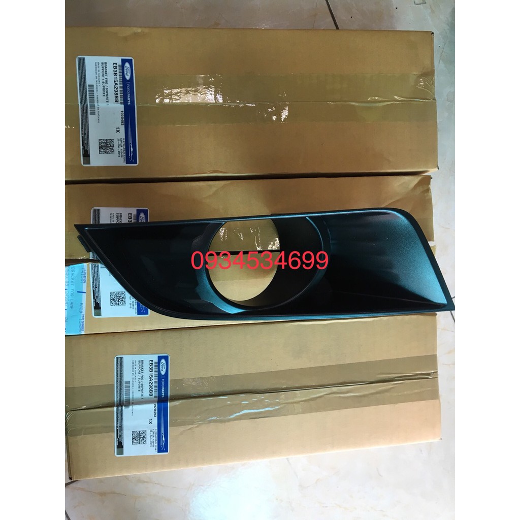 Ốp đèn gầm Ford Ranger, XLS 16 - EB3B15A298BB / EB3B15A299BB