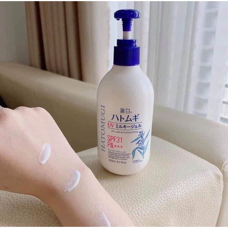 Sữa dưỡng thể chống nắng Hatomugi Nhật 250ml