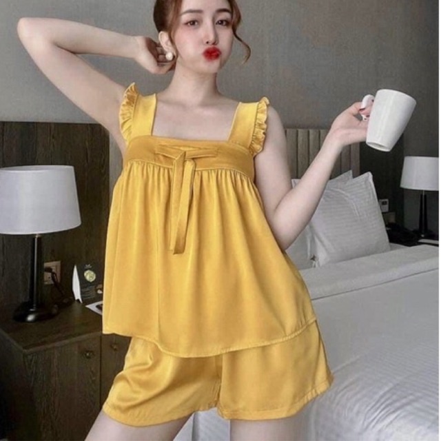 Bộ lụa satin cánh tiên Set áo 2 dây quần đùi chun lưng nơ ngực Bộ ngủ bầu mặc được