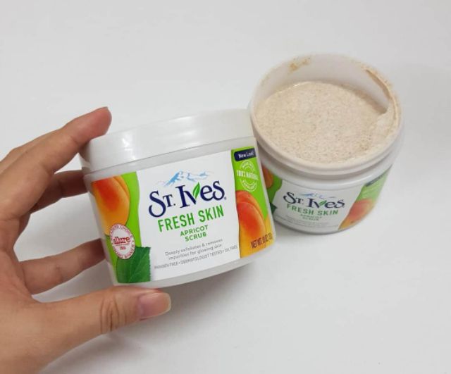 Tẩy tế bào chết body St Ives