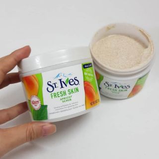 Tẩy tế bào chết body St Ives