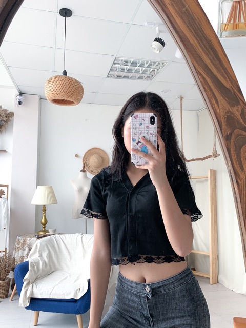 [Mã WAL7D50 giảm 15k đơn 50K] 𝐒𝐀𝐋𝐄 𝐋Ớ𝐍💗Áo croptop Jennie len gân hở eo 💖 Áo nữ croptop len gân viền ren siêu hot | WebRaoVat - webraovat.net.vn