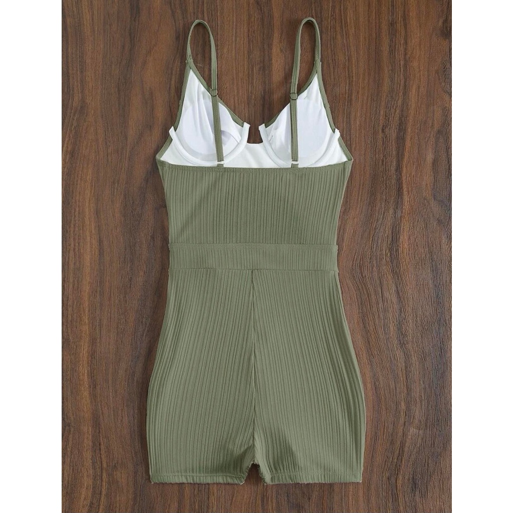 Swimsuit có gọng kiểu dáng quần đùi