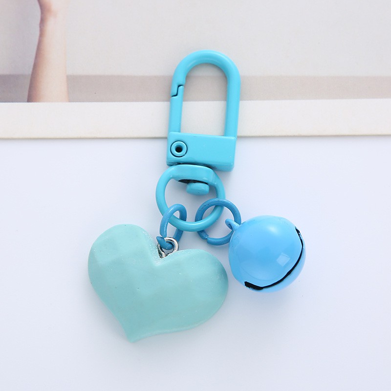 Móc khóa hình trái tim nhiều màu sắc sáng tạo