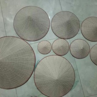 Nón lá đội và trang trí