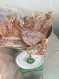 Mực khô sỉ bành