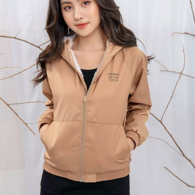 Áo gió lót lông cừu NK có 5 màu: nâu, kem, xanh ngọc, xanh đậm, vàng size S, M, L, XL