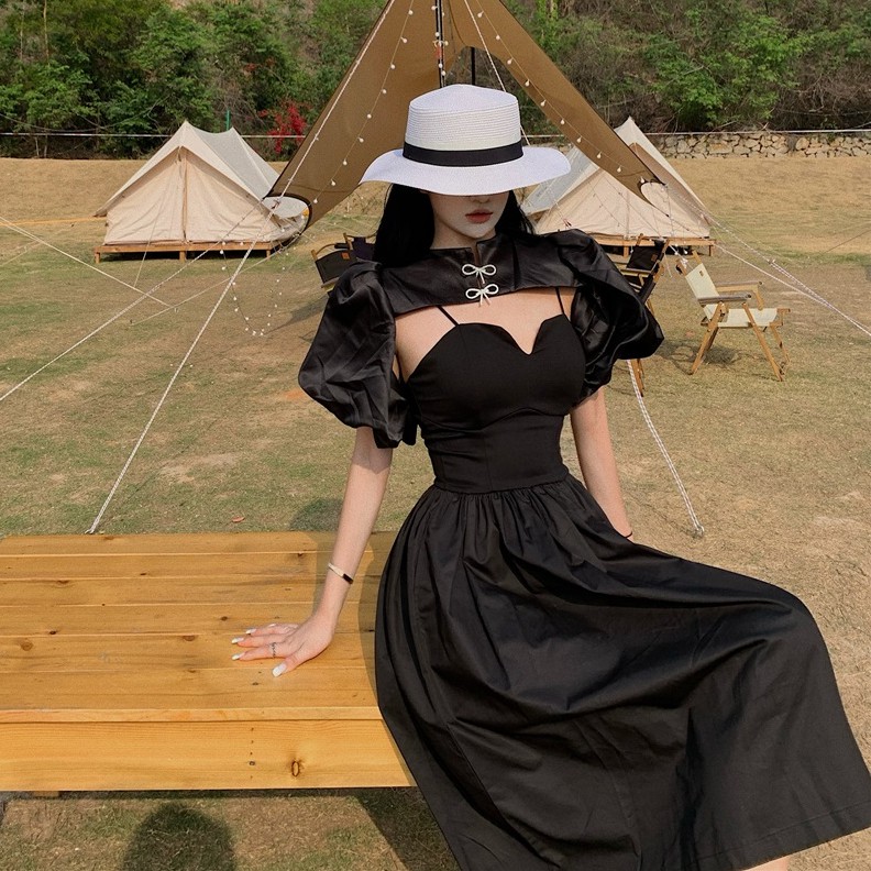 Đầm dáng xòe tay ngắn midi Emilyshop