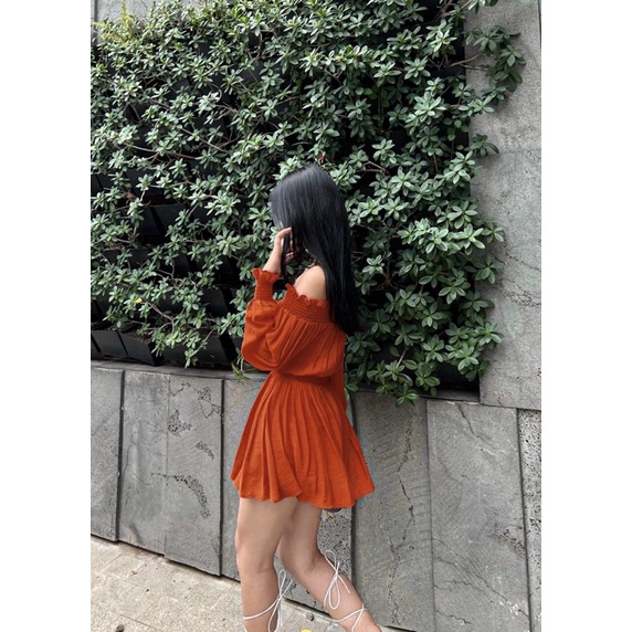 JUMSUIT TRỄ VAI BO EO