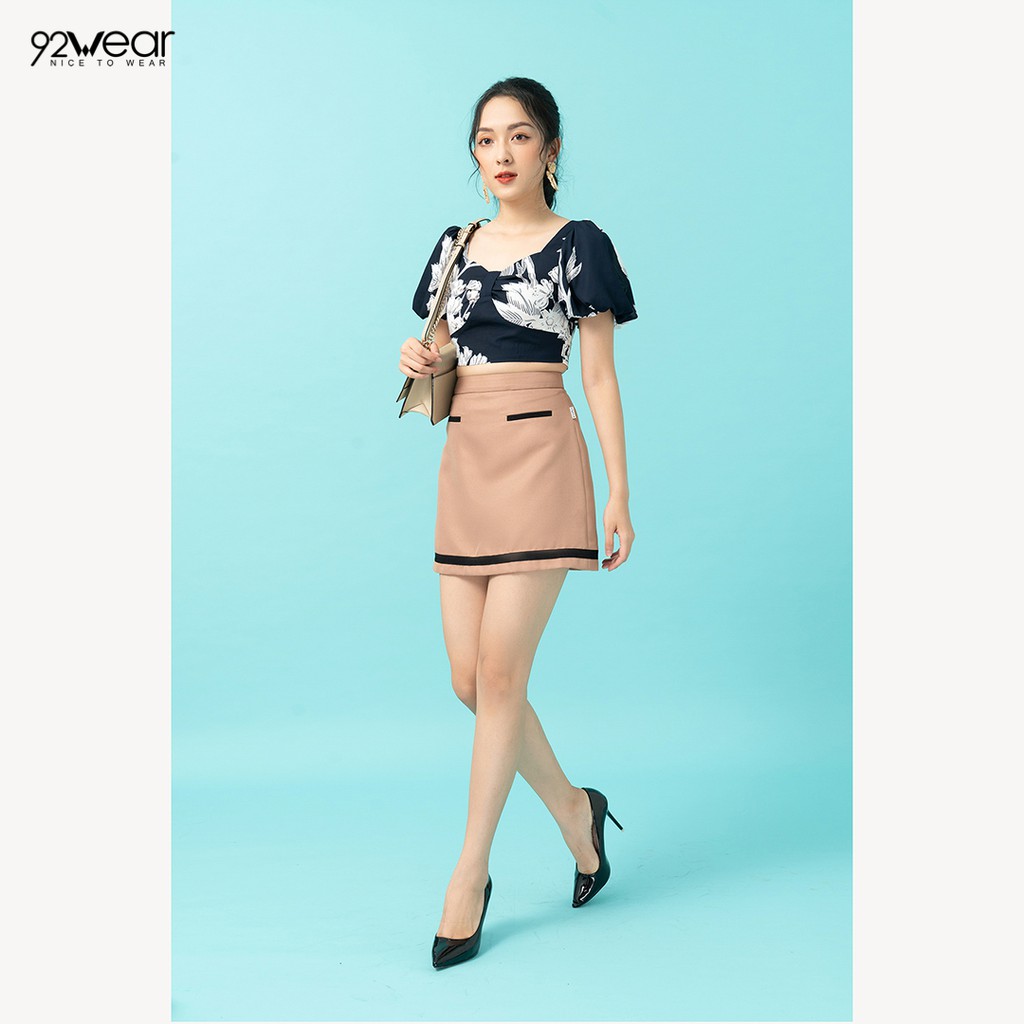 Chân váy ngắn A công sở 92WEAR 2 màu, phối viền JAW0739 | BigBuy360 - bigbuy360.vn