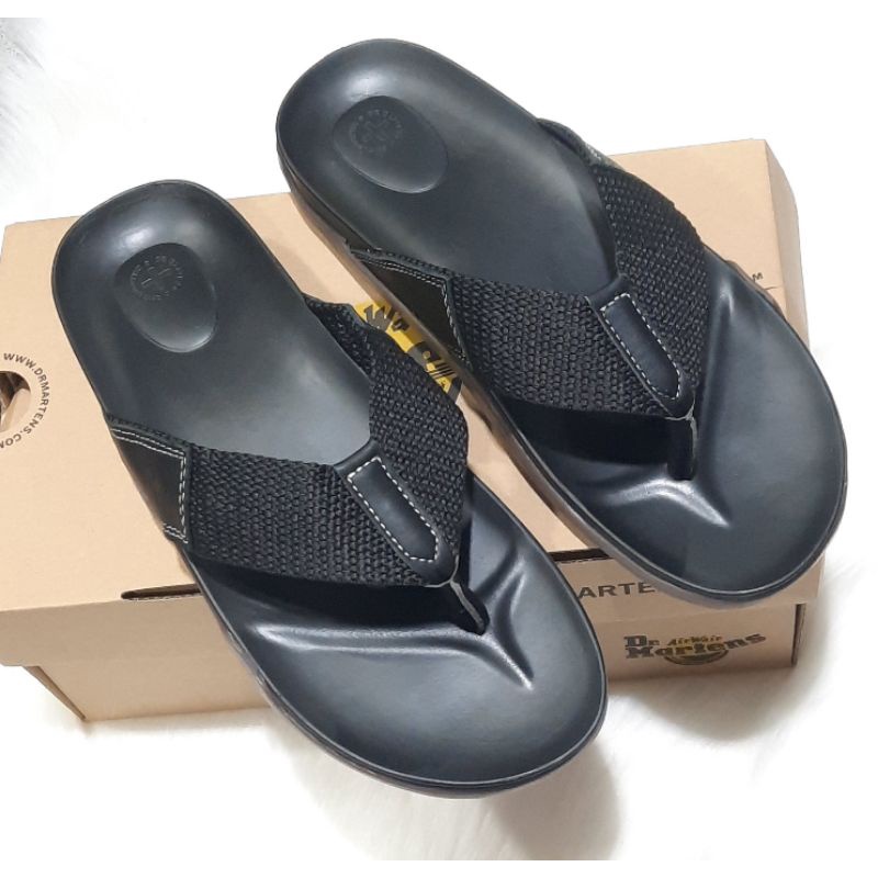 Dép xỏ ngón nam Dr Martin Cao cấp. Hàng Thái Lan chính hãng có kèm hộp.  Dr2