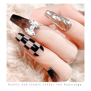 Charm Nơ Thương Hiệu Trắng Đen Đính Móng