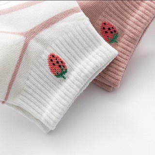 Có Tất Là Có Tất - Tất Cotton Ngắn Cổ Hoạ Tiết Dâu Tây Vân Tăm Phong Cách Vitnage Hàn Quốc