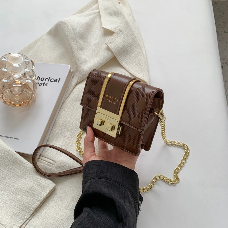 Túi Đeo Chéo Dây Xích Dáng Vuông Nhỏ Phong Cách retro Mới