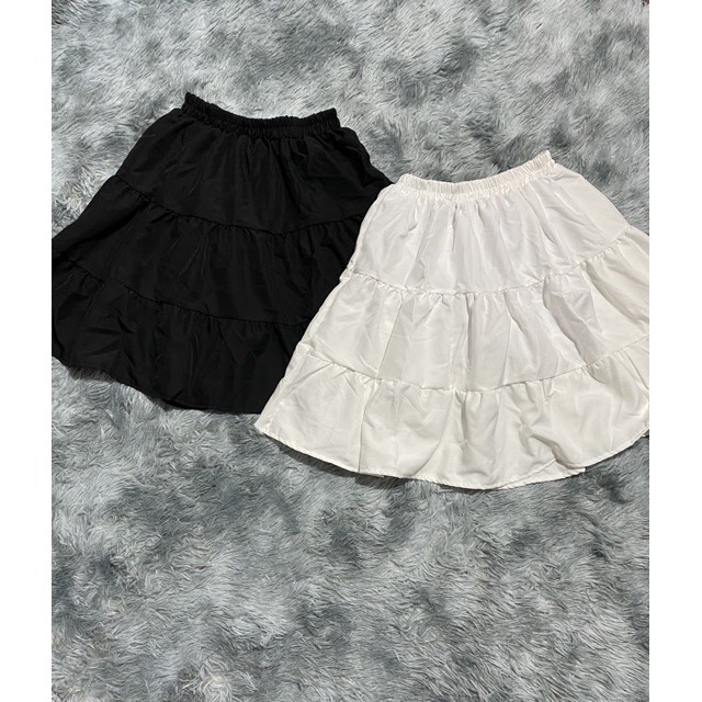 Chân váy ngắn lưng thun có quần | BigBuy360 - bigbuy360.vn