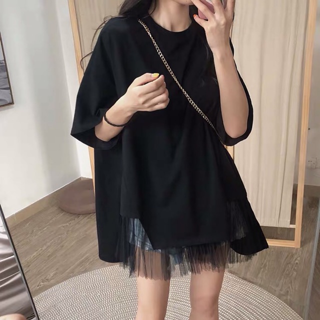 Áo phông ngắn tay cổ tròn phối ren