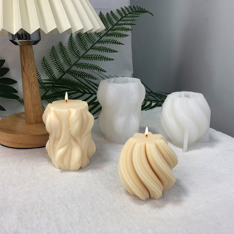 Khuôn Silicone Làm Xà Phòng / Nến Hình Khối Rubik 3D DIY