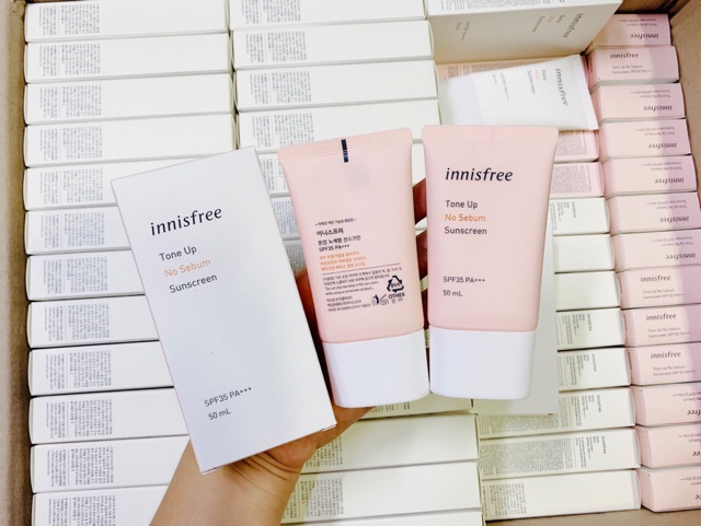 (Mẫu mới) Kem Chống Nắng Innisfree Tone Up No Sebum Suncreen SPF50 PA+++