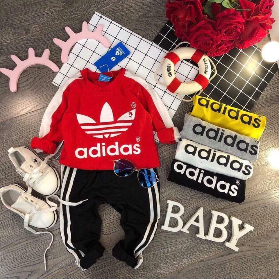 Set thể thao tay dài  Adidas bé gái