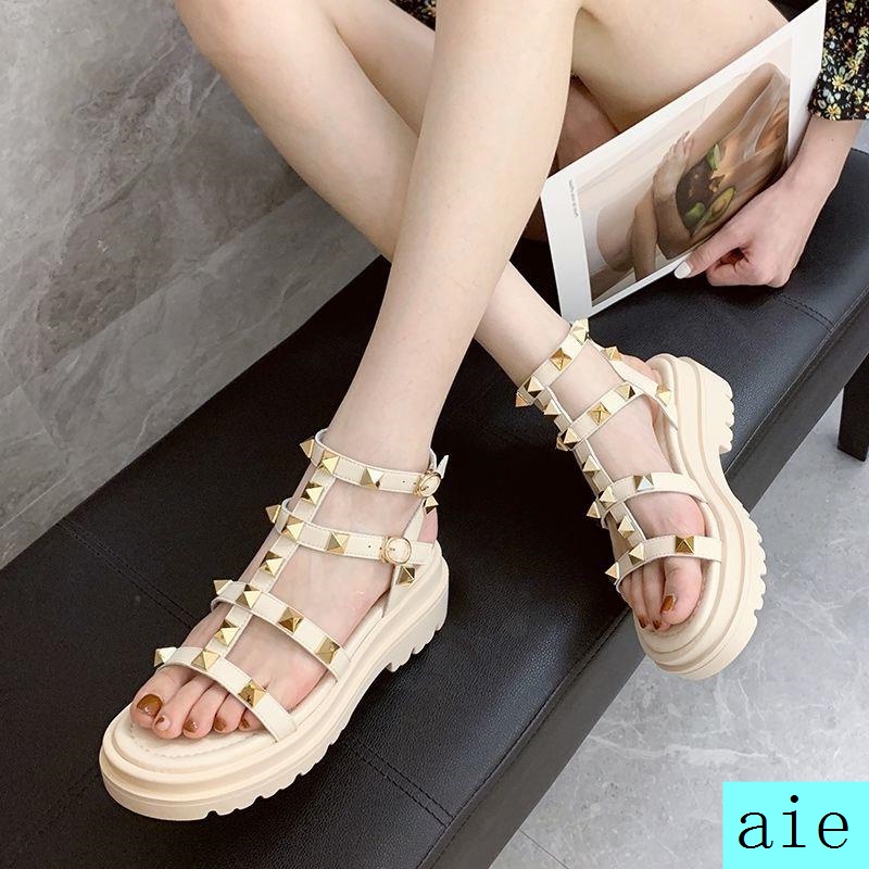 Giày Sandal Đính Đinh Tán Thời Trang Mùa Hè Phong Cách Mới Năm 2021 Cho Nữ