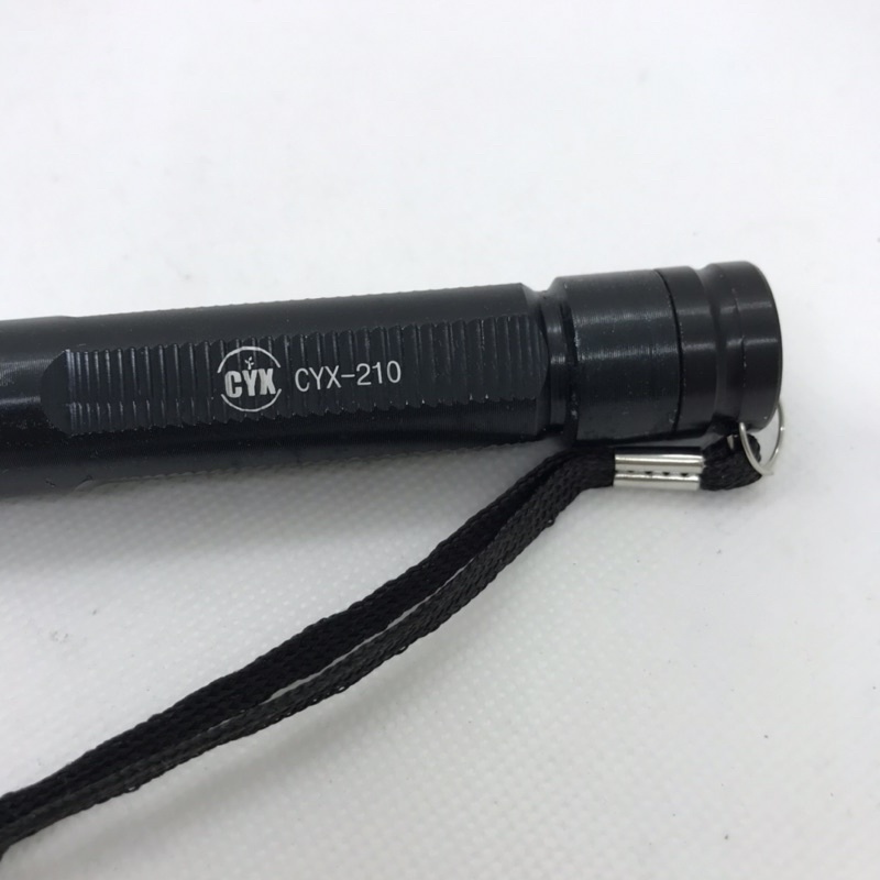 Đèn Pin LED CYX-210 siêu sáng sử dụng 2 pin tiểu AA dùng chiếu sáng vào ban đêm hoặc tìm kiếm đồ vật