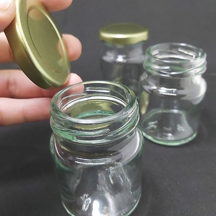 Hũ thủy tinh đựng yến có nắp bằng thiếc cực chắc chắn và an toàn