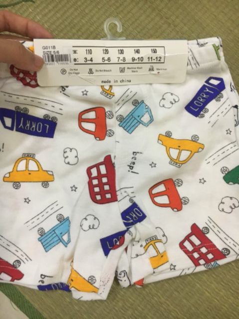 Quần đùi bé trai