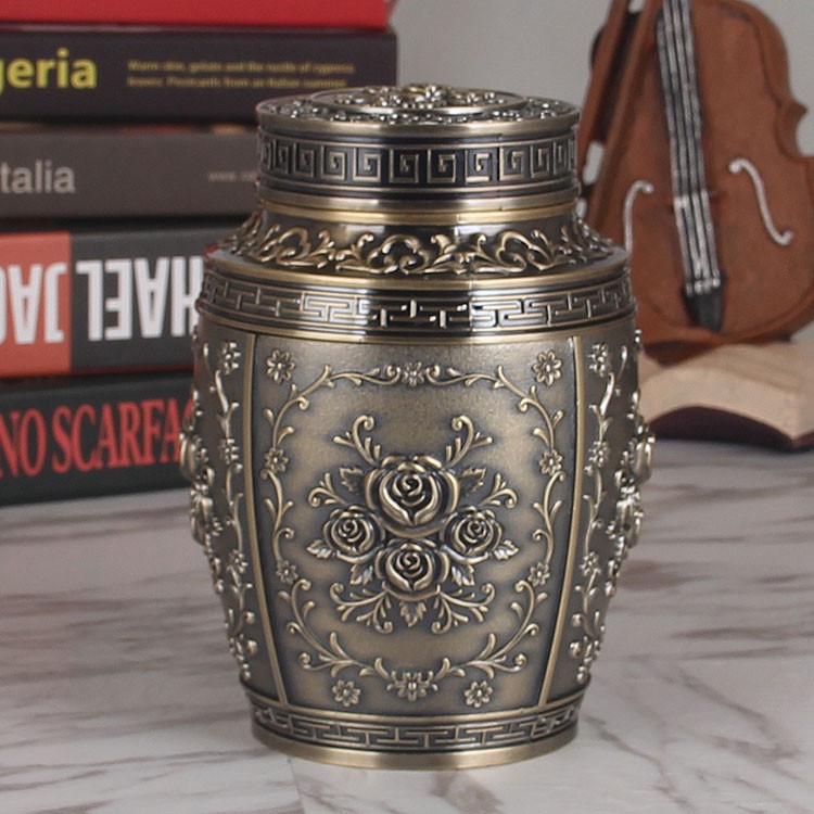 Hộp đựng chè hay đồ dùng nhà bếp bằng đồng giao hoa văn ngẫu nhiên