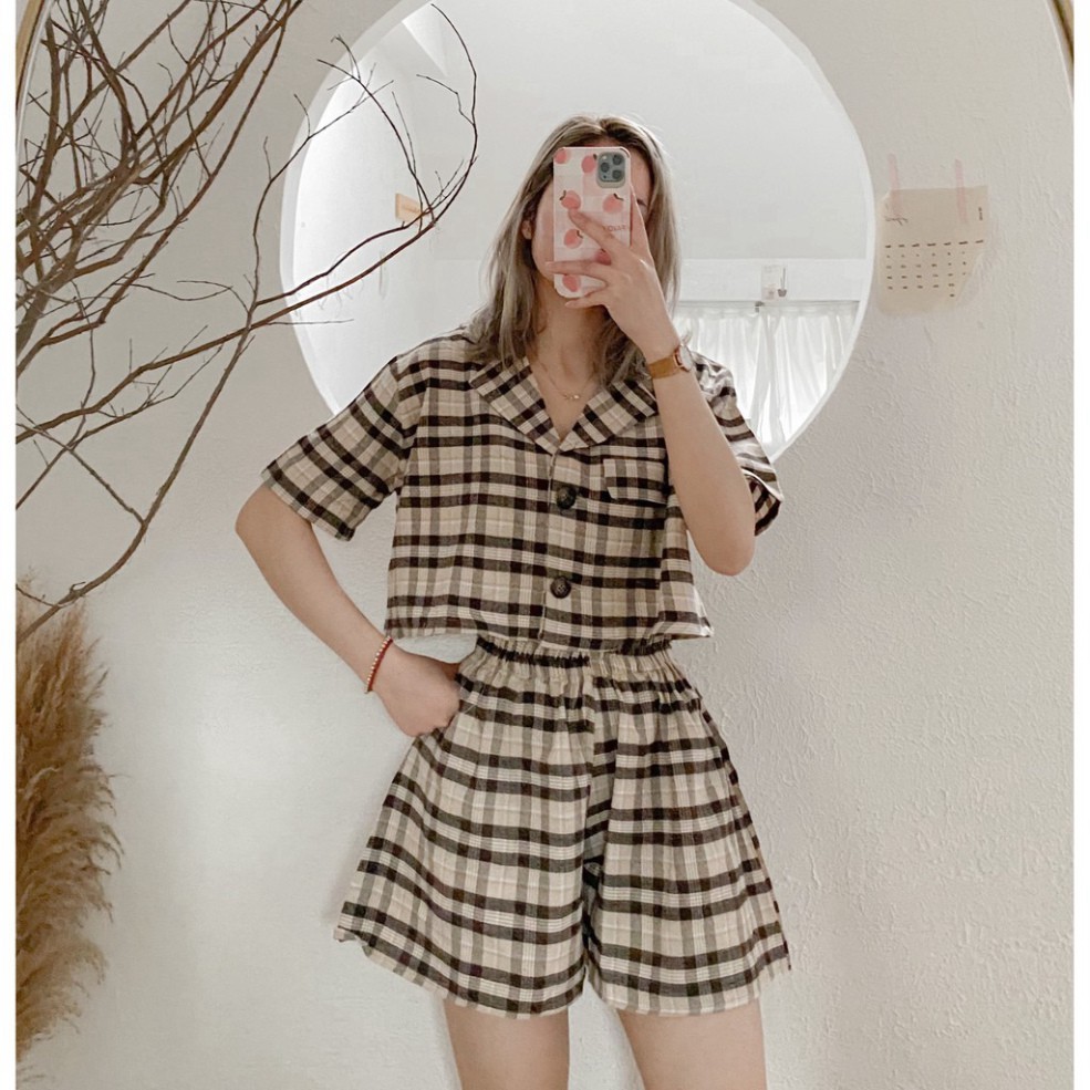SP Mới - (new) SET ĐỒ NỮ ÁO VEST KẺ CROPTOP + QUẦN ĐÙI KẺ - Set Trang Phục Nữ Áo Croptop Vest Caro Phối Quần Ngắn Đùi C