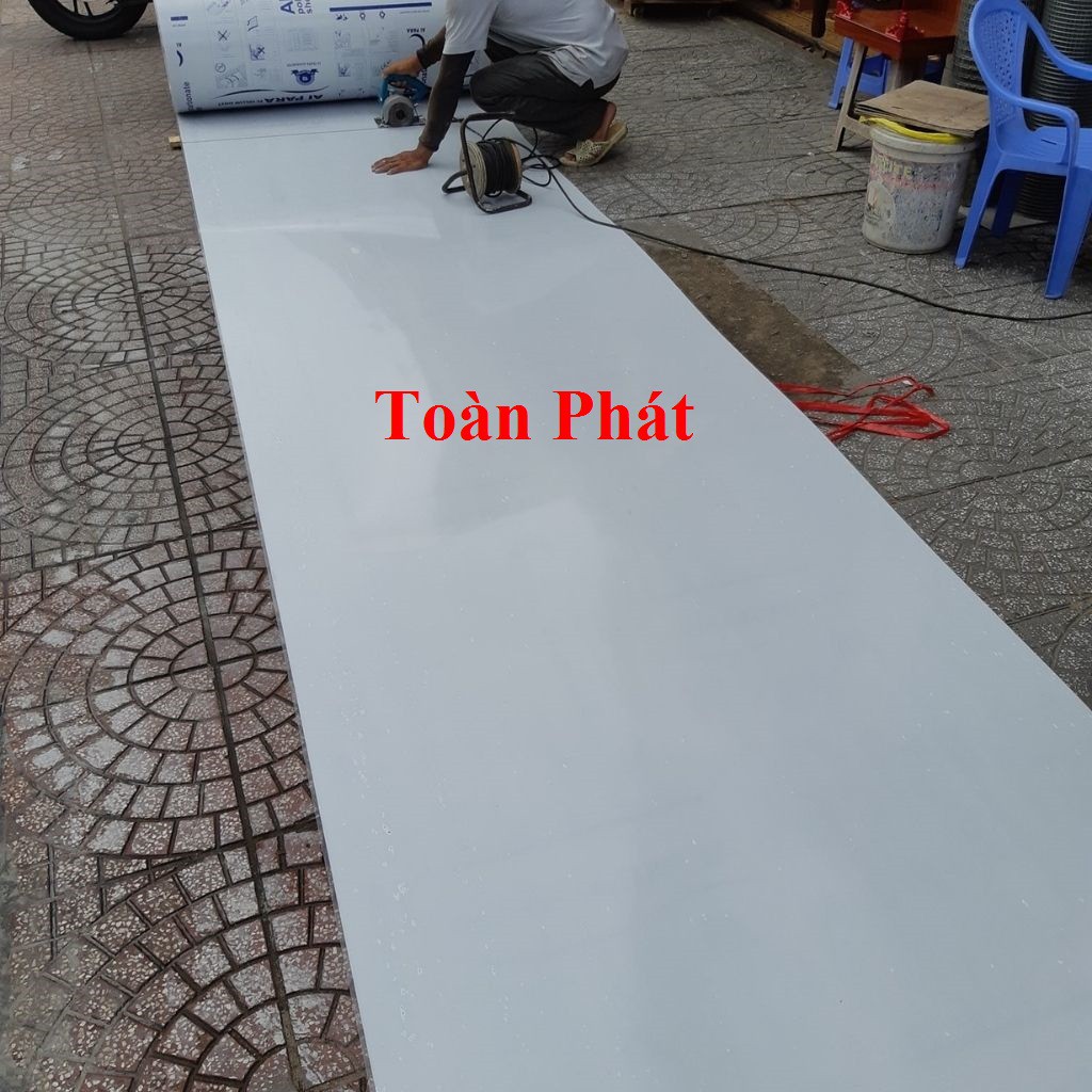 ( Khổ 1.22m x dày 3mm )Tấm nhựa lấy sáng poly đặc màu trắng trong/ Xanh