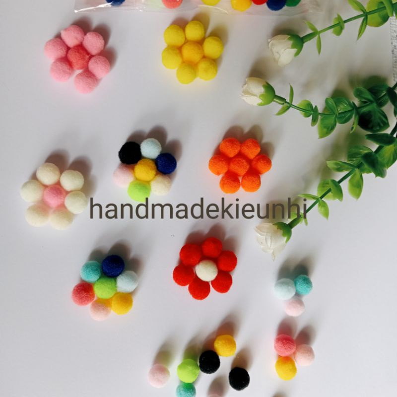 50 - 70 - 100 hạt pompom nhỏ 2cm, 1.5cm, 1cm nhiều màu - Dùng trang trí thiệp, làm handmade, thủ công mầm non...