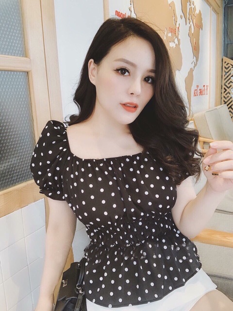 Áo croptop Áo croptop chấm bi FREESHIP Nhập MADEBY20 giảm 20k đơn trên 300k