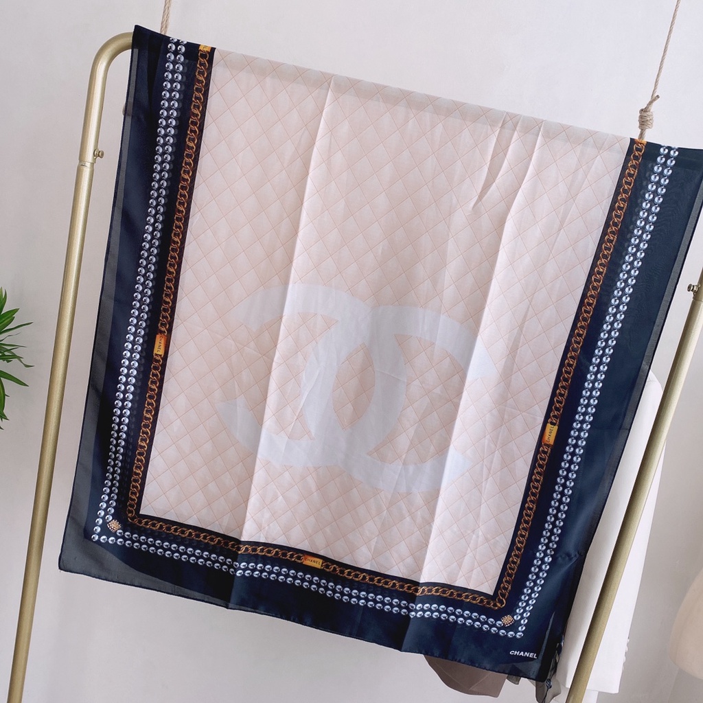 Khăn Quàng Cổ Chống Nắng Bằng Lụa In Chữ CC Thời Trang Mới 2022 Cho Nữ