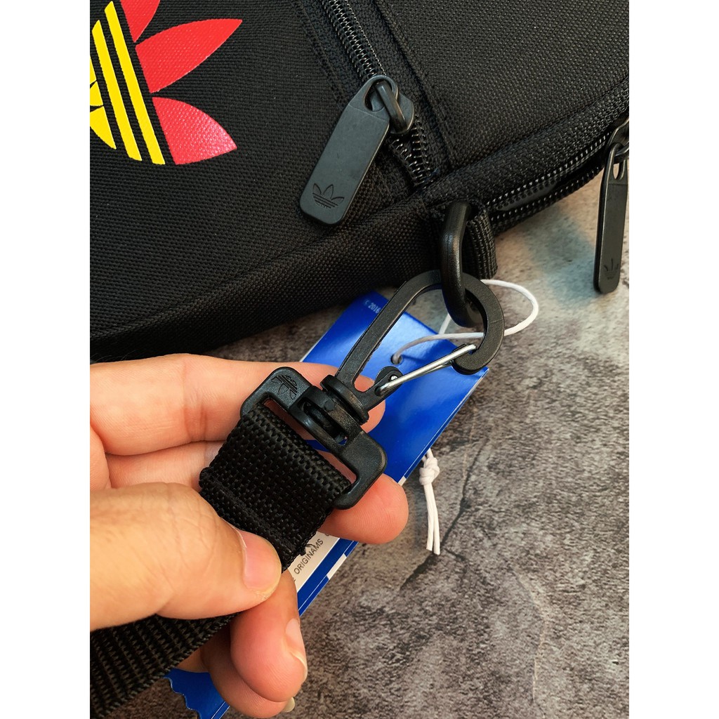 (HÀNG XUẤT XỊN) Túi đeo chéo mini das GJ2297 TREFOIL FESTIVAL BAG Kích thước: 2.5 cm x 12 cm x 17 cm