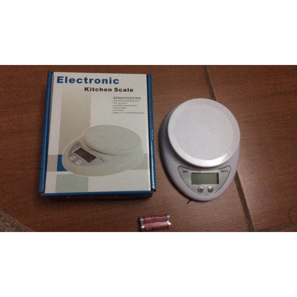 Cân tiêu li⚖⚖⚖𝙓Ả 𝙇Ỗ 𝙑Ố𝙉 cân chính xác tuyệt đối,chạy bằng pin tiểu và cân tối đa được 5kg
