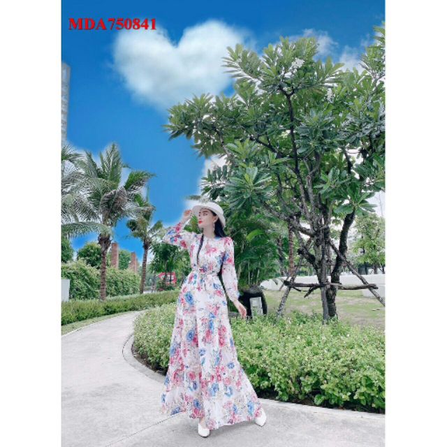 Đầm maxi hoa đi biển