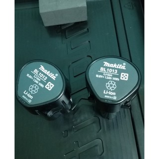 Máy khoan vặn vít dùng pin Makita DF330DSP1A